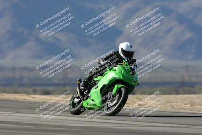 media/Jan-15-2026-Racers Edge (Thu) [[dfebeb70ab]]/3-B Group/Session 1 Turn 8/